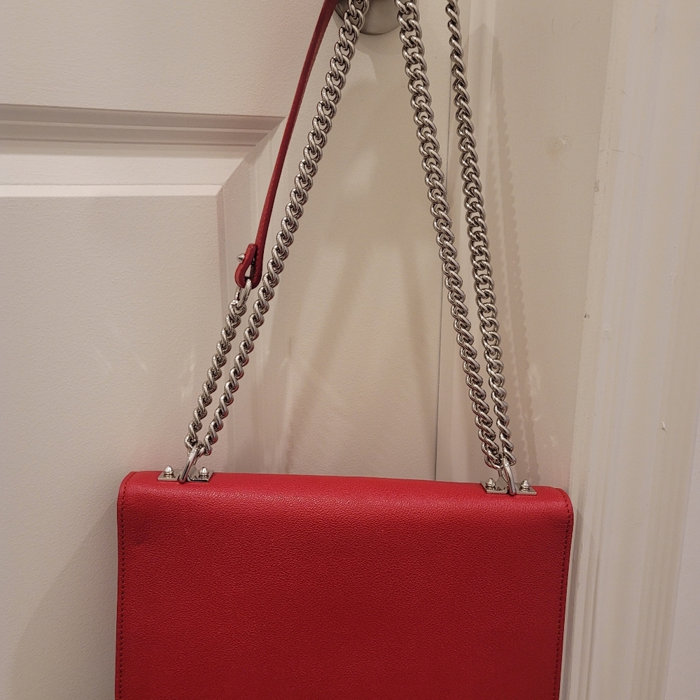 Alexander McQueen Crossbody and Shoulder leather chain Bag - Picture 8 of 15